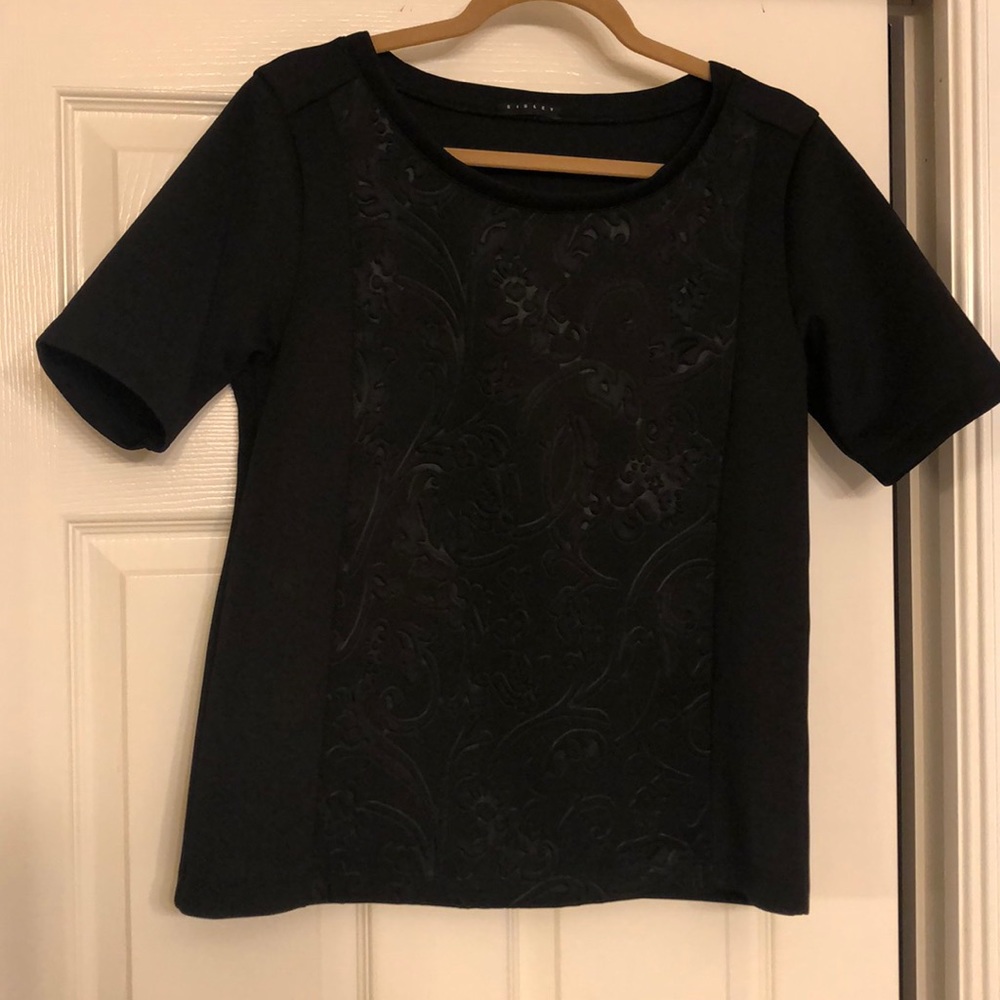 Sisley Unique Black Textured Top